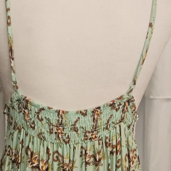 NWT Fun And Flirty Crochet Halter Style Maxi Dress - Picture 6 of 14